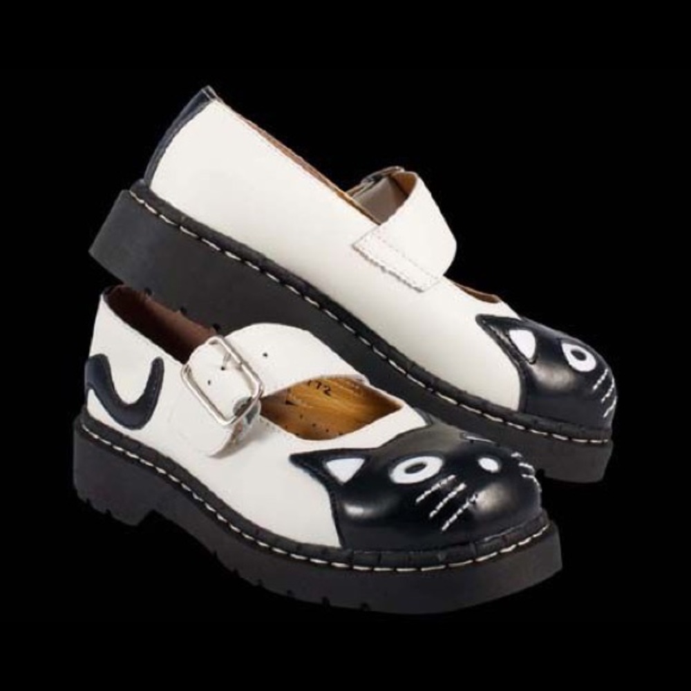 TUK Anarchic Mary Jane Kitty Flats